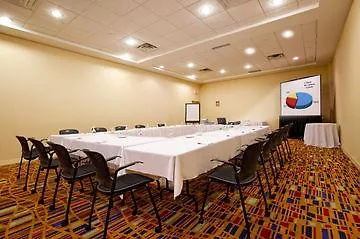 Delta Hotels By Marriott Ottawa City Centre 4*,
